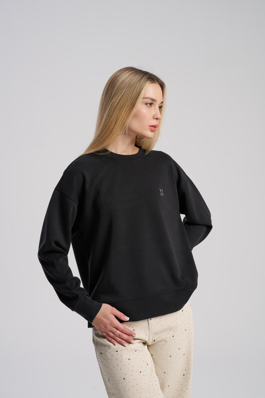 Everyday structured sweatshirt modern style