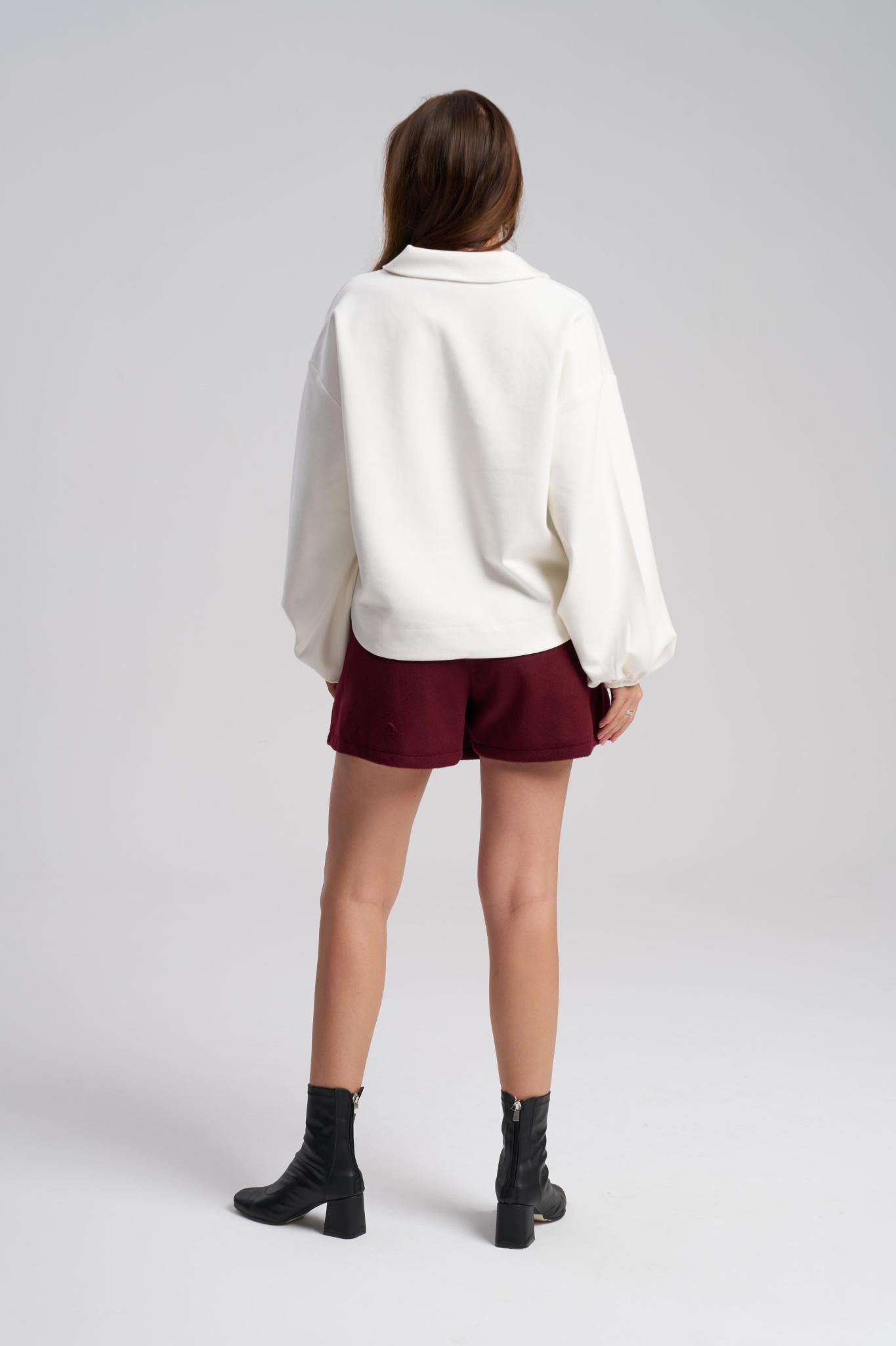 White casual oversized sweater with balloon sleeves