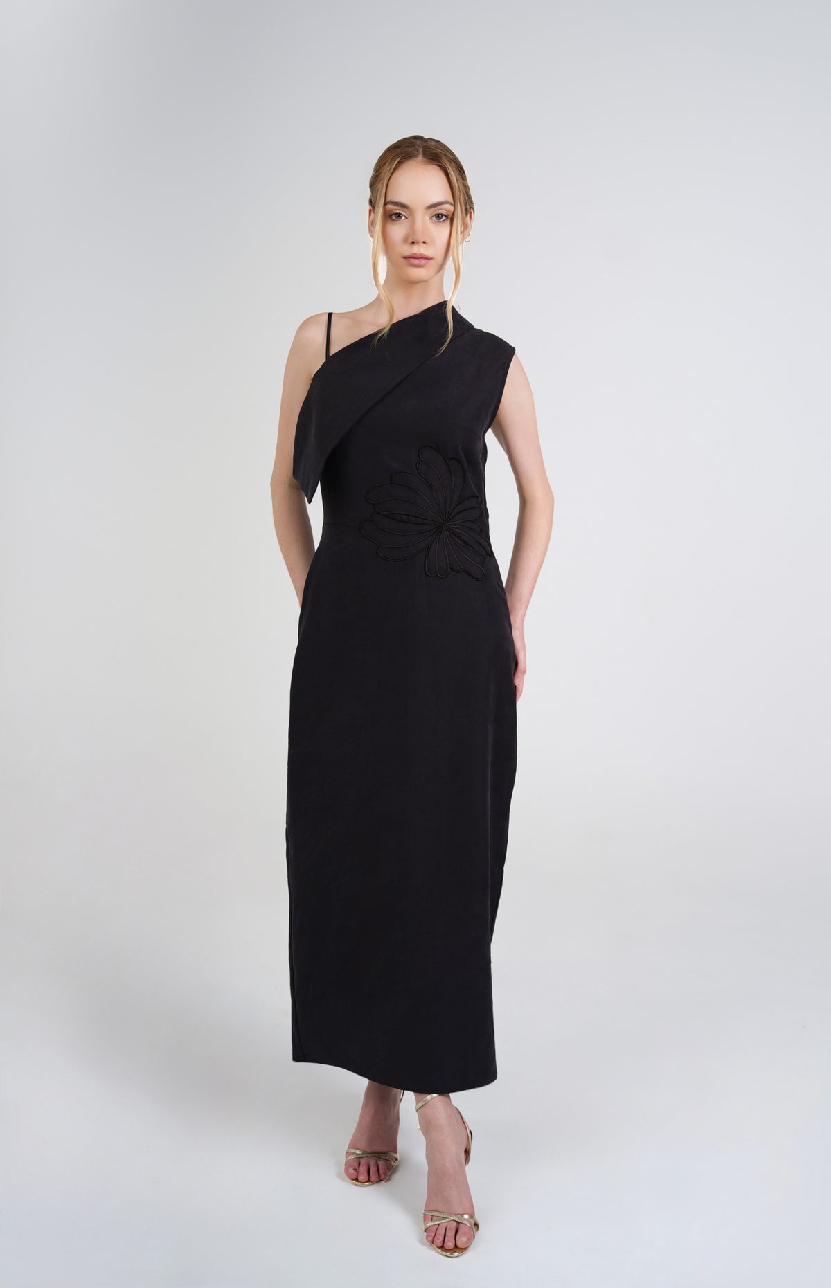 Solaris Column Dress, Black, side view