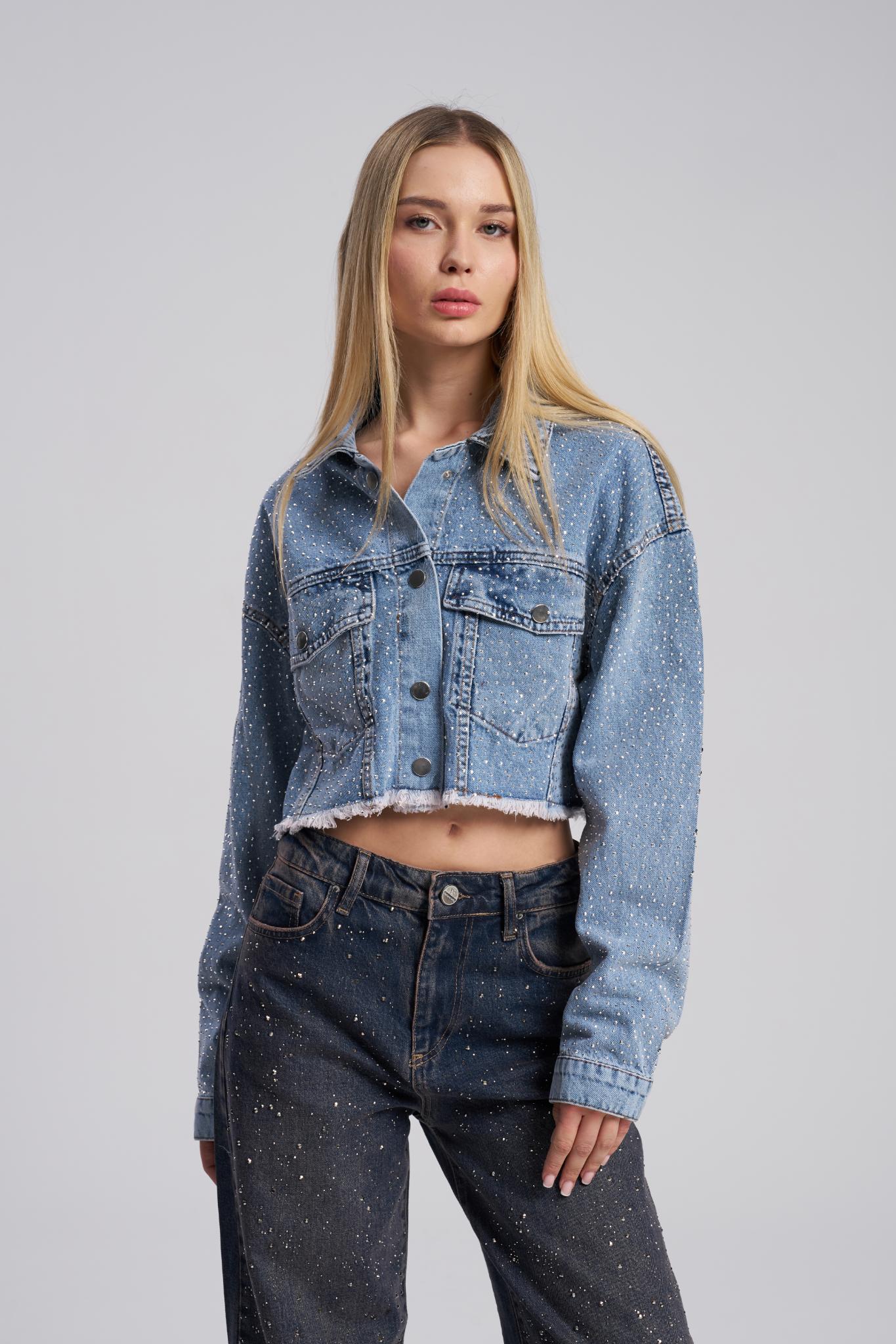 Cropped denim jacket with rhinestone detailing – front view