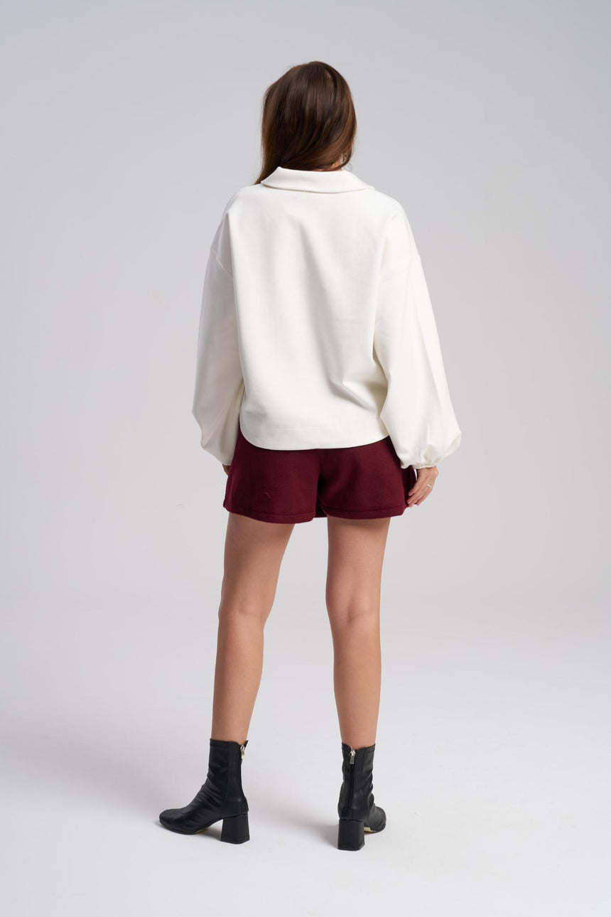 White casual oversized sweater with balloon sleeves